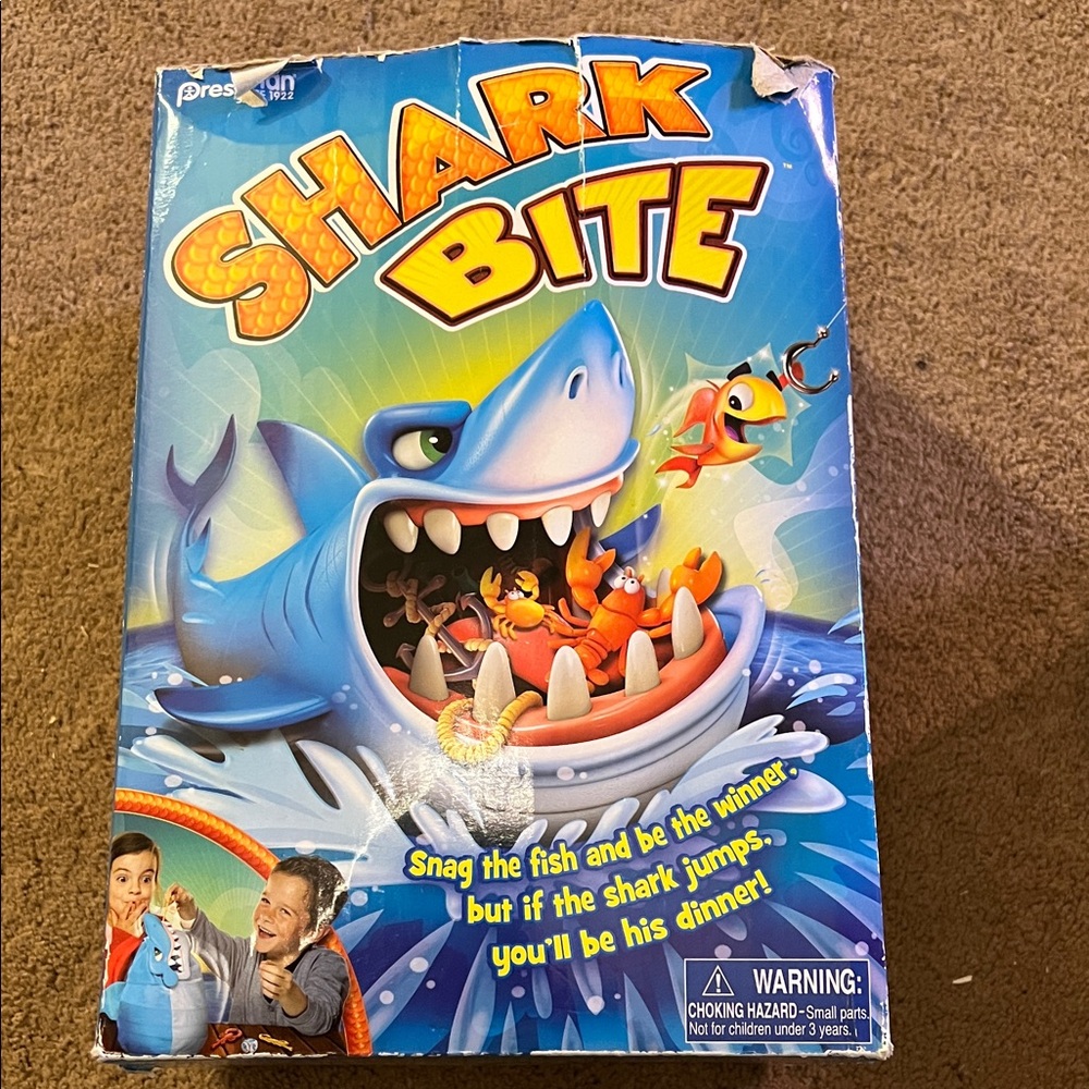 Pressman Shark Bite Game - Blue